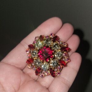 Elegant Red and Gold Brooch Austria Crystal